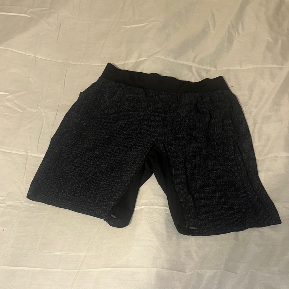 Lululemon Men's  Shorts
